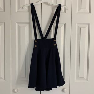Overall skirt